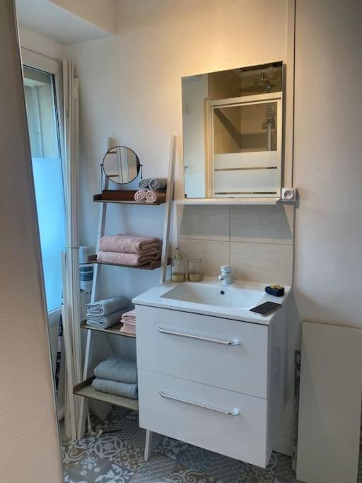 Gaite 4 Personnes Apartment Paris Ngoại thất bức ảnh